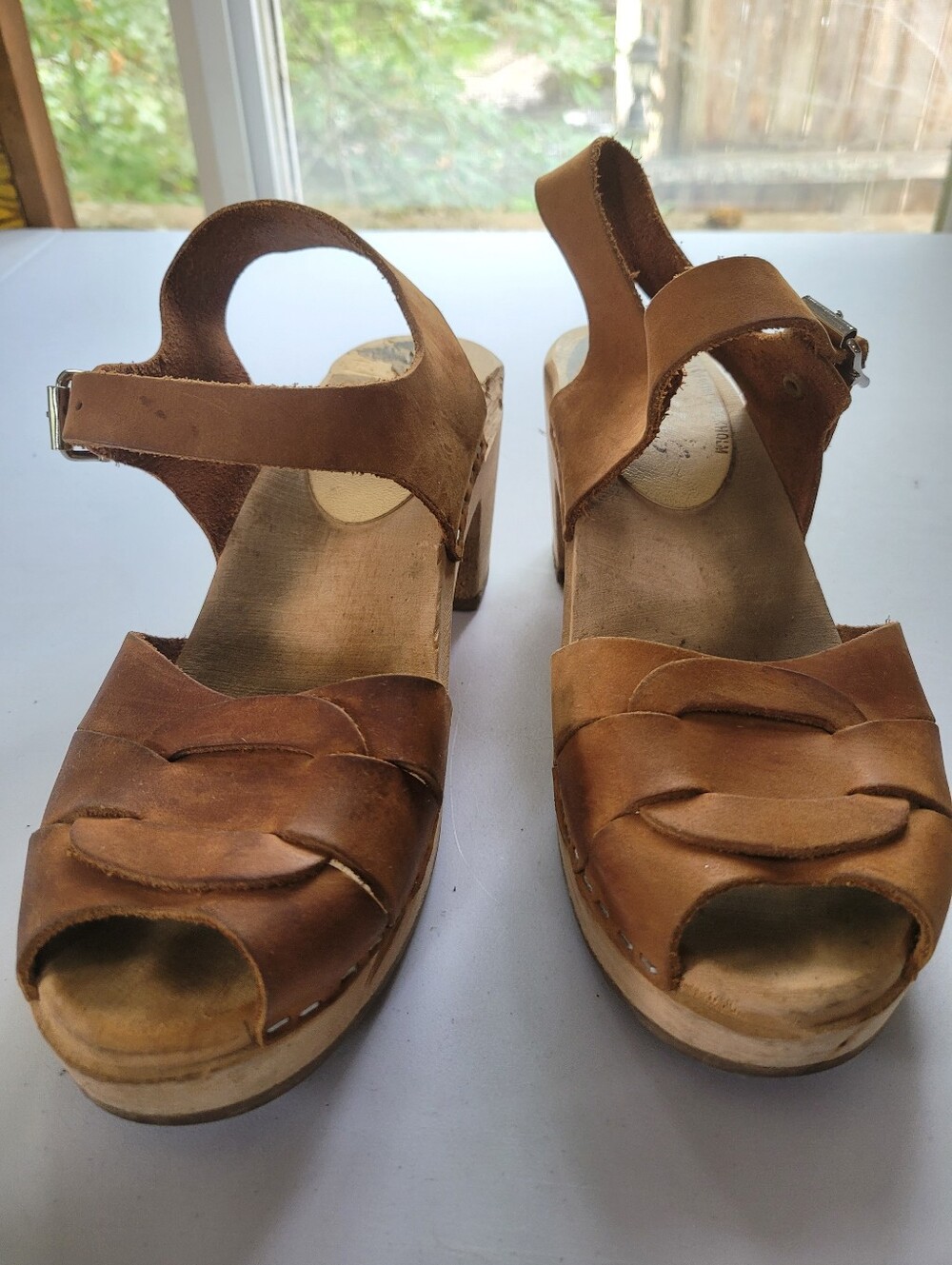 Lotta's 38/7.5 Women's Tan Leather Slingback Clog Sandals - Picture 4 of 10